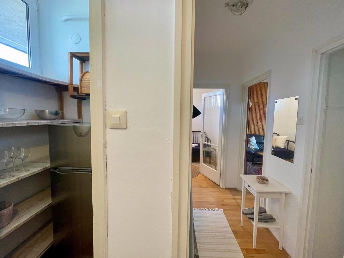 Nosztalgia Apartman Apartment Veszprém Екстериор снимка